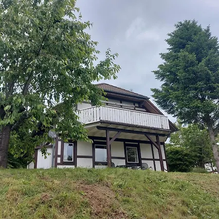 Holiday home Haus Waldzeit Inclusief Bedlinnen Handdoeken En Eindservice *
